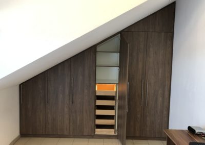 Dachschrägenschrank